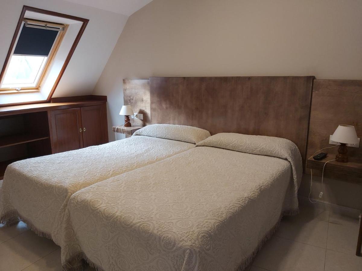 Hostal O Forno Porto do Barqueiro Chambre photo