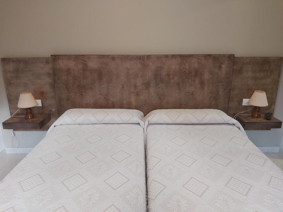 Hostal O Forno Porto do Barqueiro Chambre photo